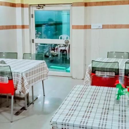 Goroomgo Star Inn Sea View بوري المظهر الخارجي الصورة