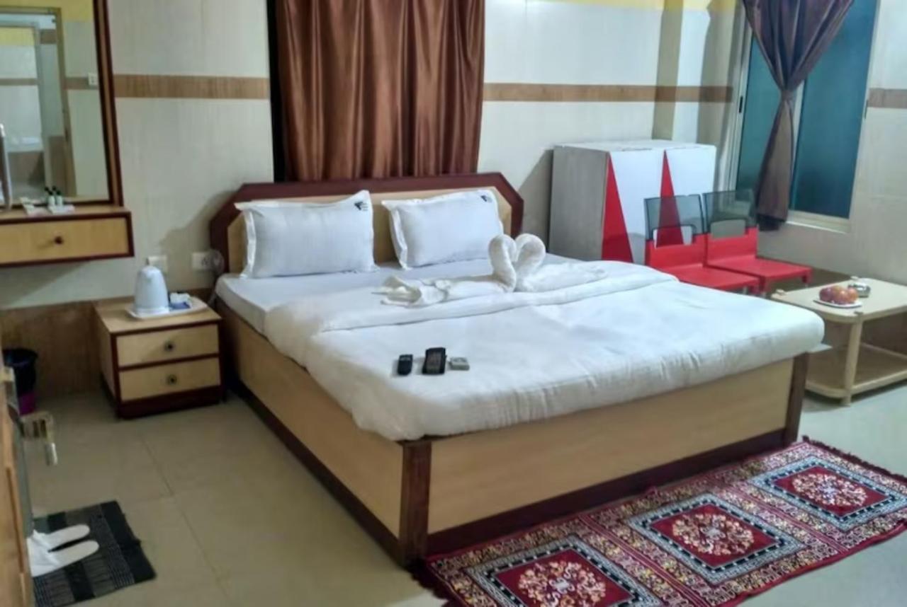 Goroomgo Star Inn Sea View بوري المظهر الخارجي الصورة