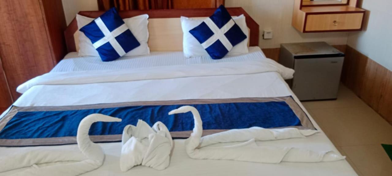 Goroomgo Star Inn Sea View بوري المظهر الخارجي الصورة