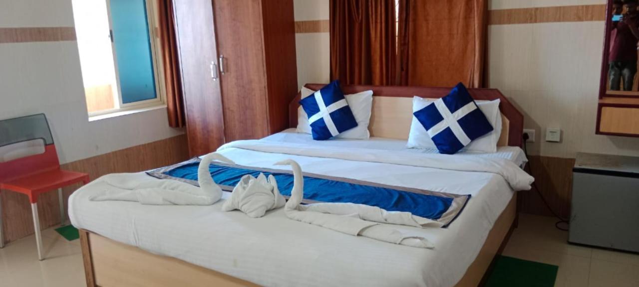 Goroomgo Star Inn Sea View بوري المظهر الخارجي الصورة