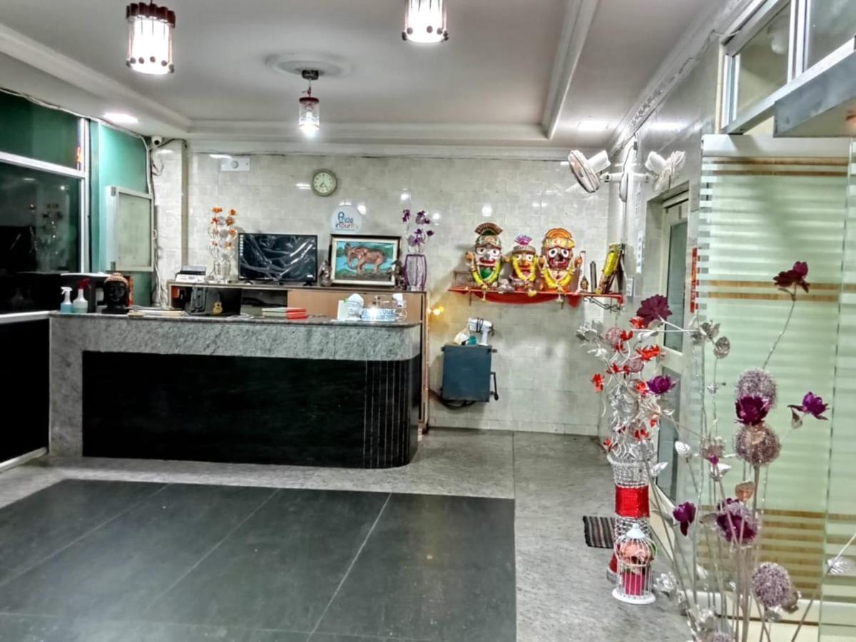 Goroomgo Star Inn Sea View بوري المظهر الخارجي الصورة