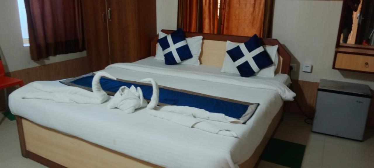 Goroomgo Star Inn Sea View بوري المظهر الخارجي الصورة